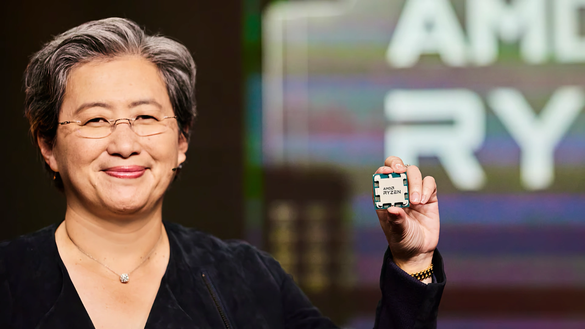 AMD株、OpenAIとの提携で週間43%高