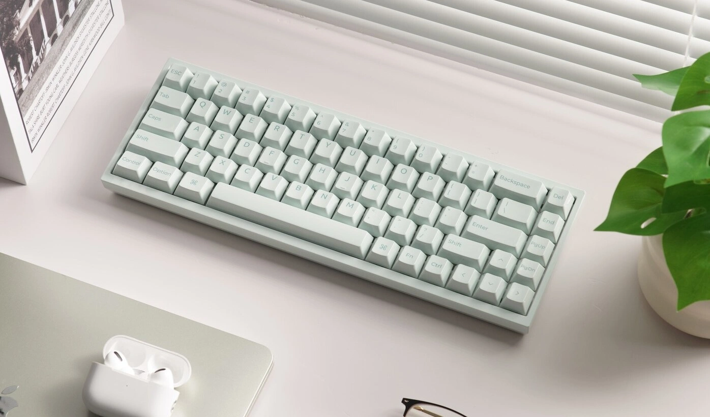 Keychron、市場初の全セラミックキーボード「Q16 HE 8K」を発表