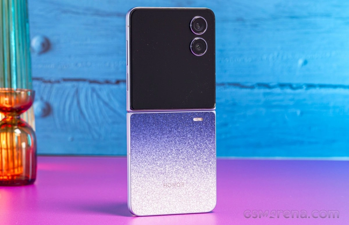 HONOR Magic V Flip 2のレビューが公開：ほぼ完璧な折りたたみスマートフォンと評価