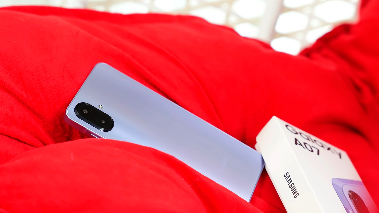 サムスン、最廉価5Gスマホ「Galaxy A07 5G」を公式カタログに掲載