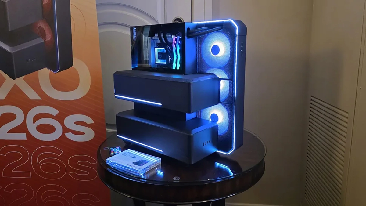 Phanteks、多層構造を採用したPCケース「Exo 626s」を発表