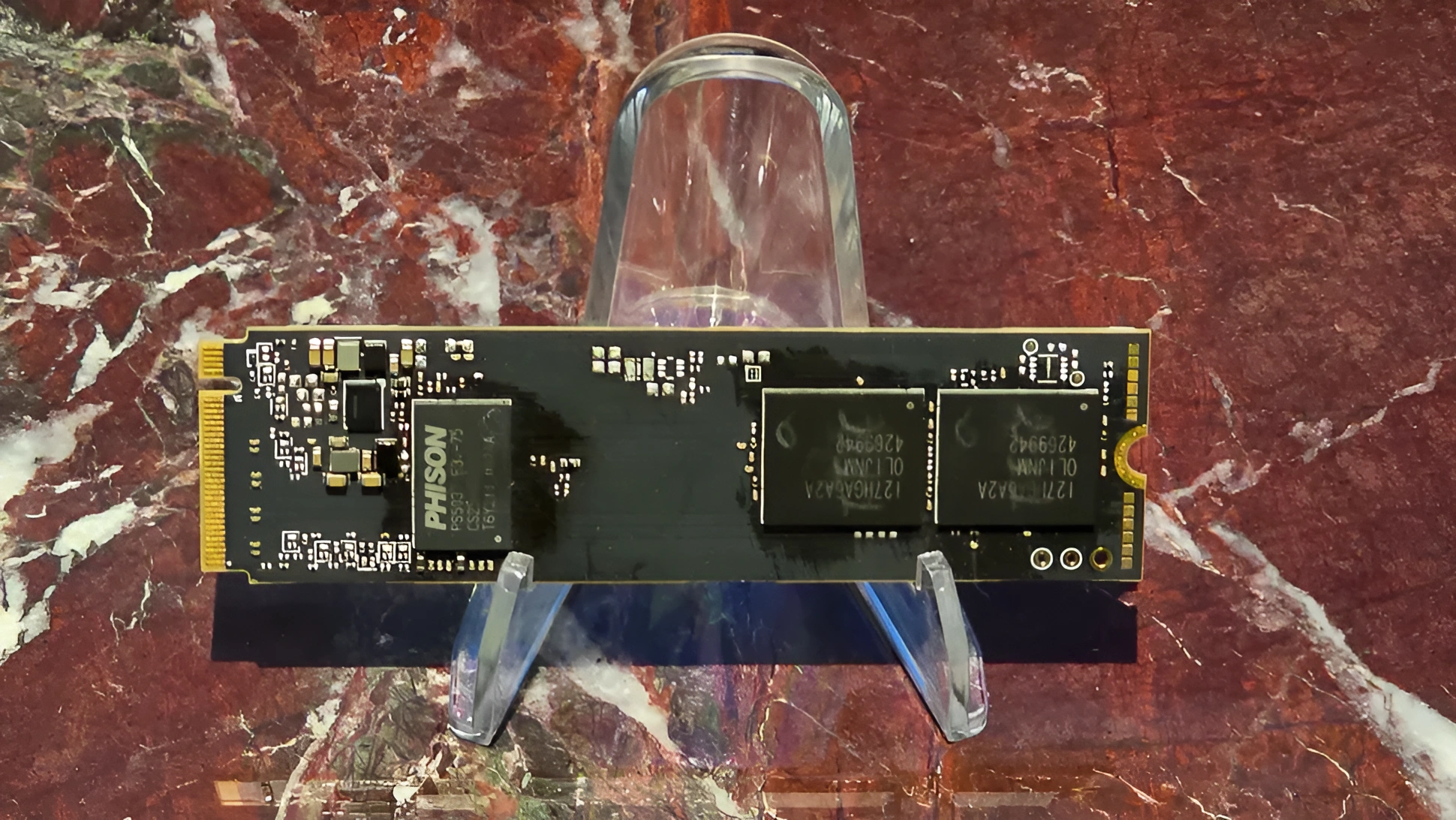 Phison、消費電力わずか2.3Wの経済的なPCIe 5.0 SSDコントローラー「E37T」を発表