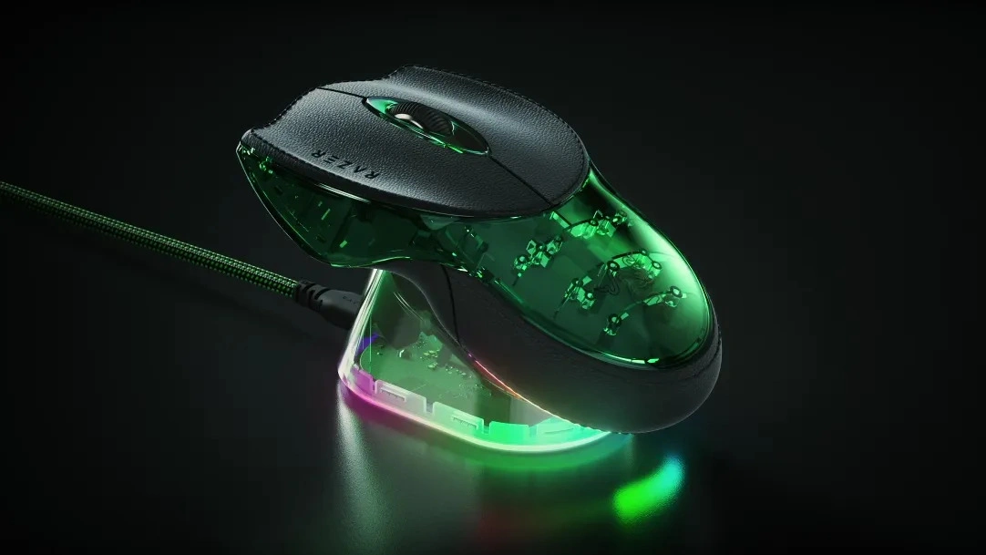 Razer、20周年記念限定ゲーミングマウス「Boomslang」を1337ドルで発売