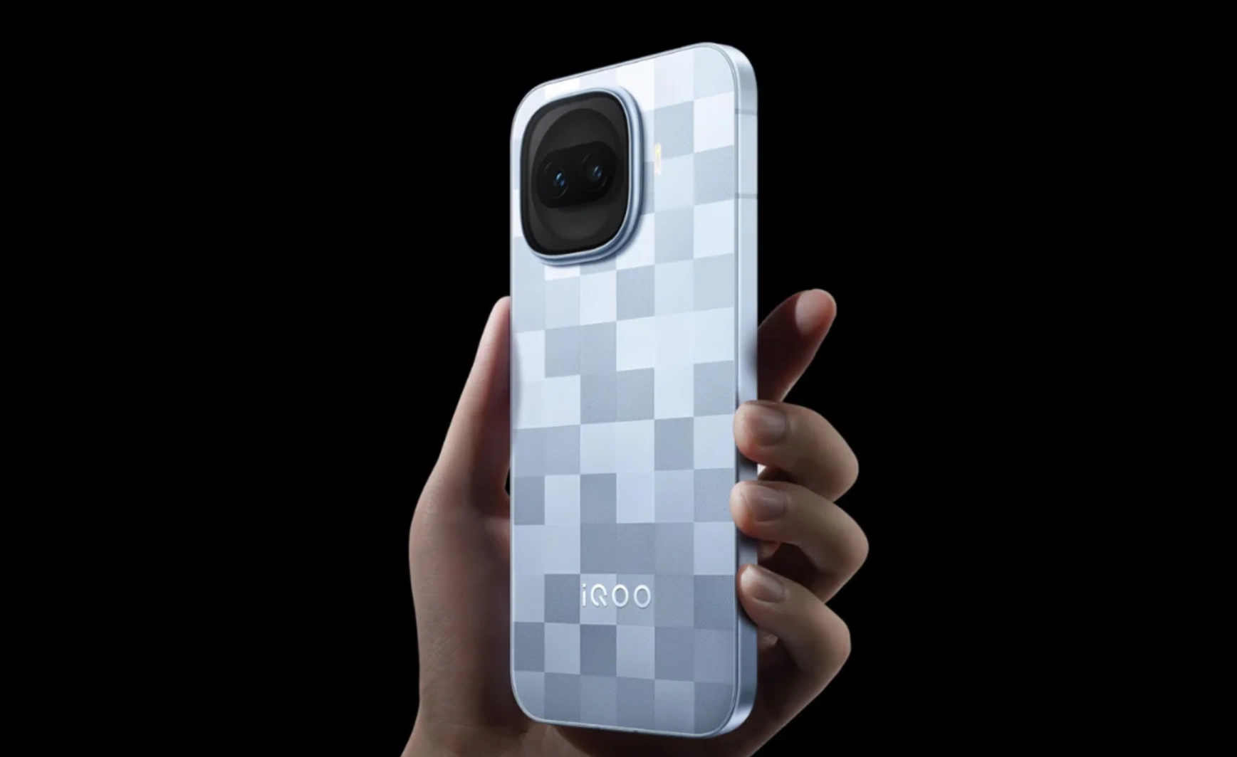 iQOO 15R、大容量7600mAhバッテリー搭載 550ドル以下で価格設定へ